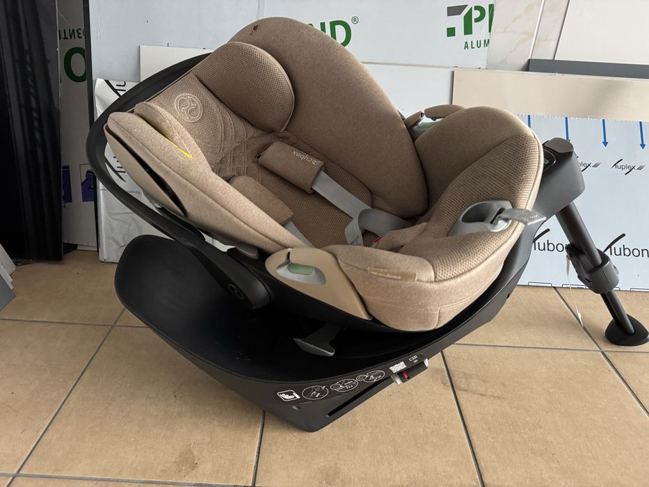 Cybex cloud t+ z baza nosidełko