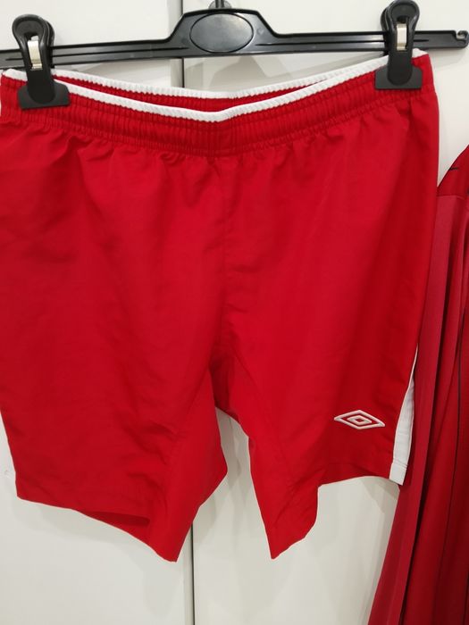 Zestaw sportowy Umbro 158/164 spodenki i bluzka