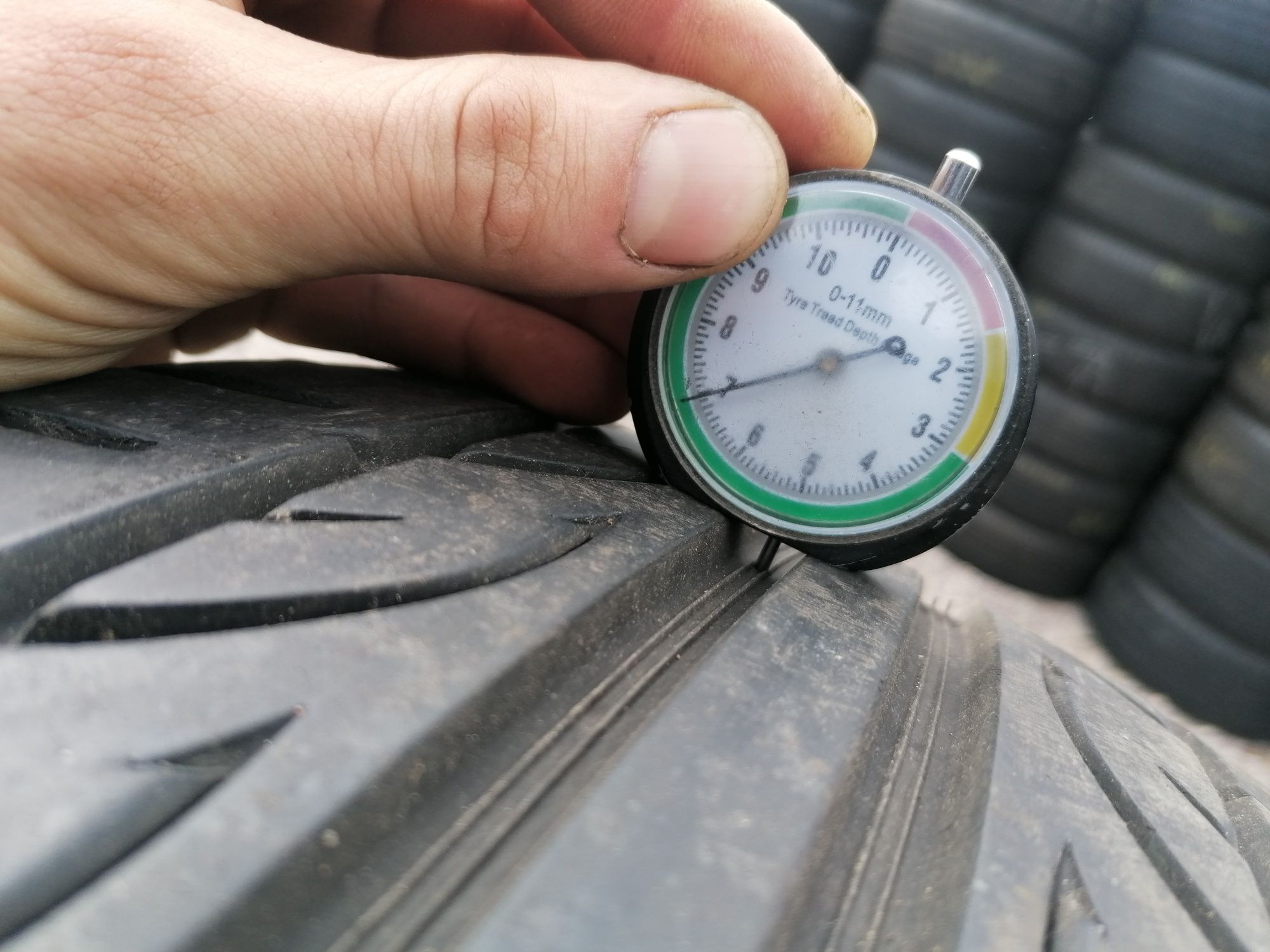 205/40/17 Hankook