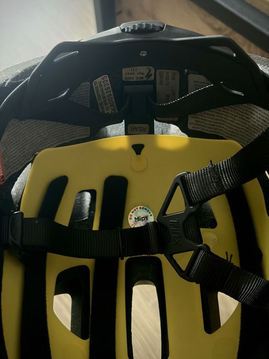 Kask rowerowy Specialized Align II S/M czarny matowy idealny stan