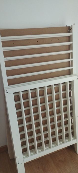 Berço  de bebé branco