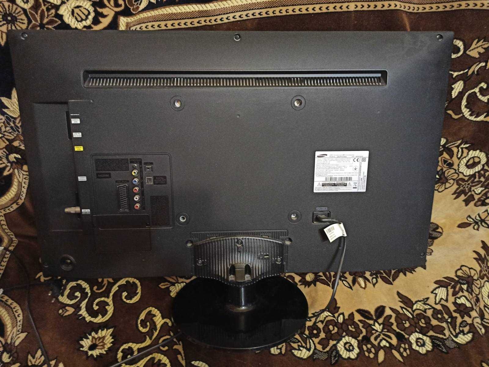 Телевізор Samsung 32 дюйма UE-32F4020AW32