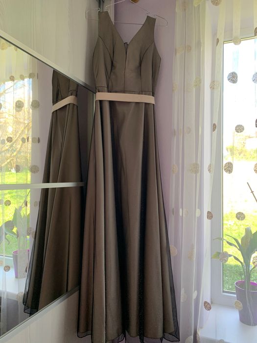 Вечірня сукня, Івано-Франківська область