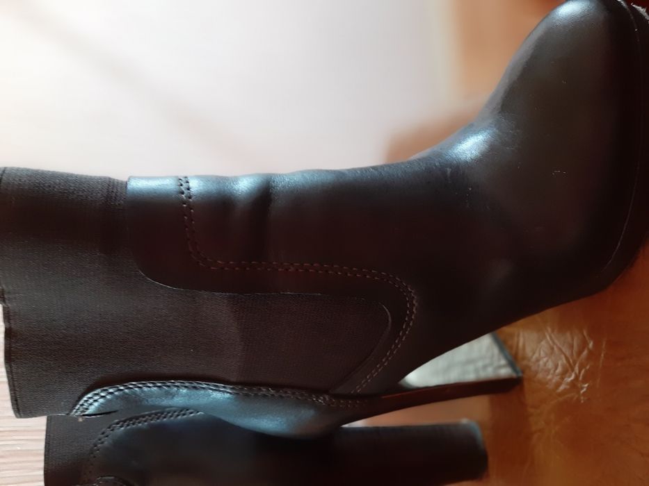 Guess оригинальные ботильены 36 р