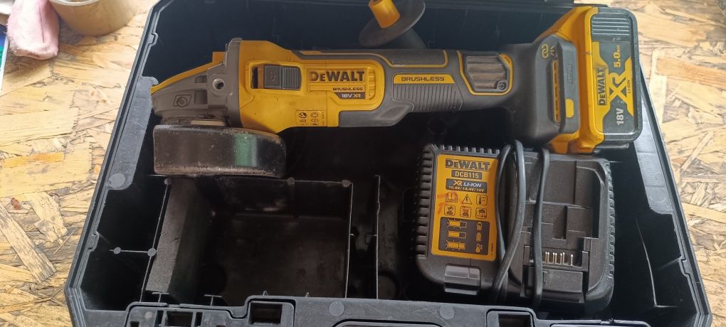 Szlifierka dewalt dcg 409vsn regulacja obrotów