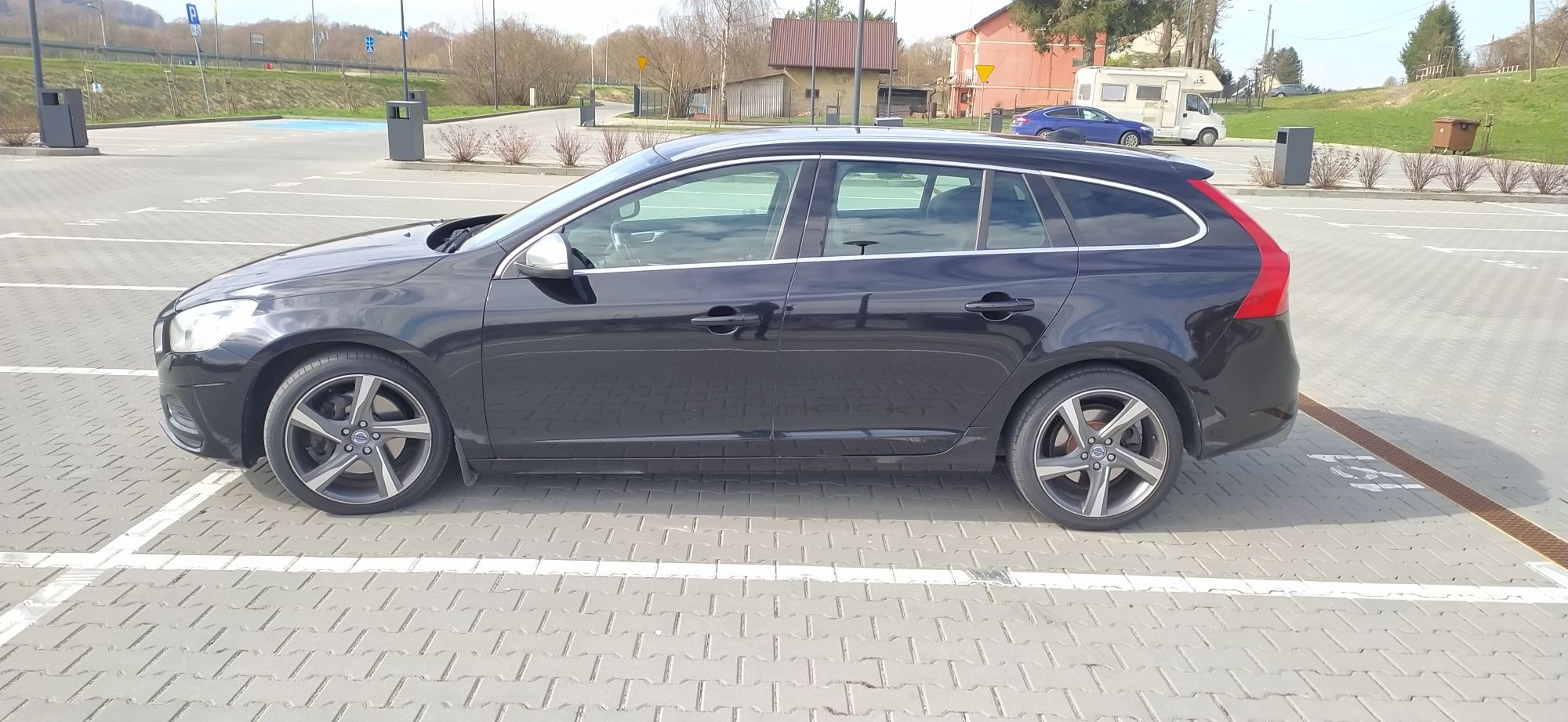 Volvo V60 2011r D5 2.4D 215KM R-design