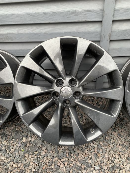 Оригінальні титанові диски Opel 5/105 R18 5*105 18 Chevrolet