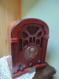 Radio magnetofon w stylu antyk