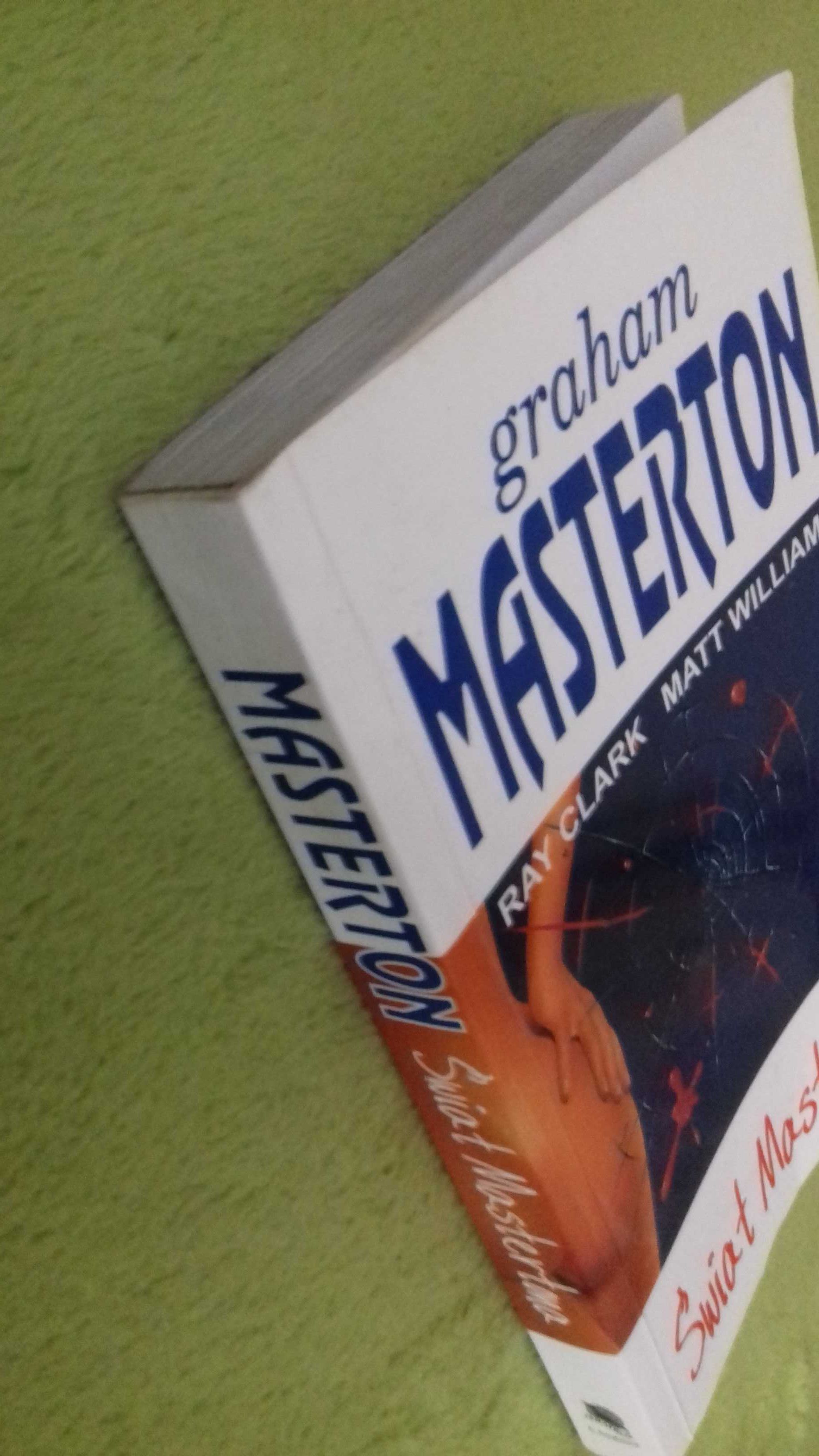 ŚWIAT MASTERTONA - Graham Masterton  Ray Clark  Matt Williams