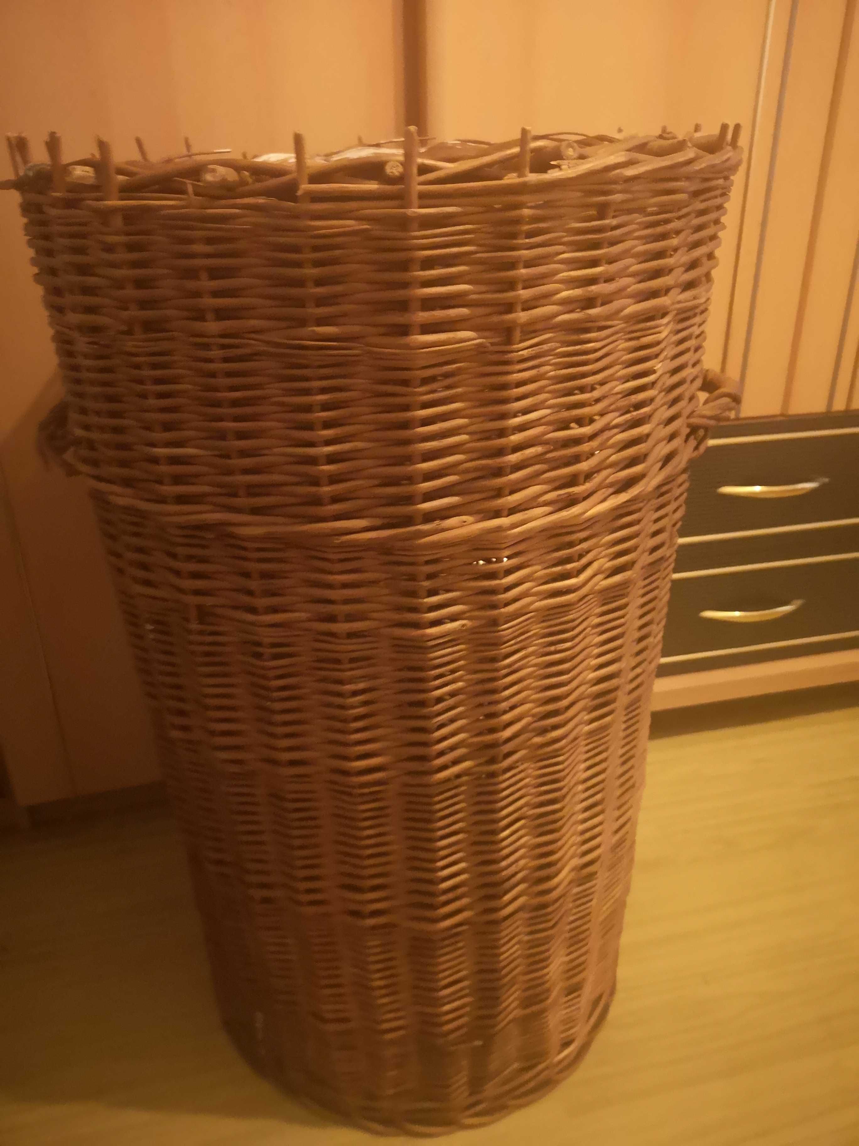 Kosz wilkinowy z pokrywą