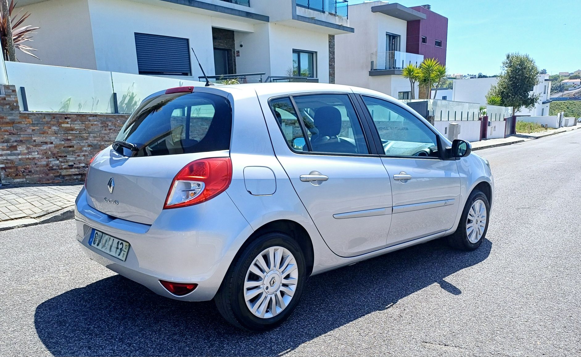 Renault Clio 1.2 16v 75cv