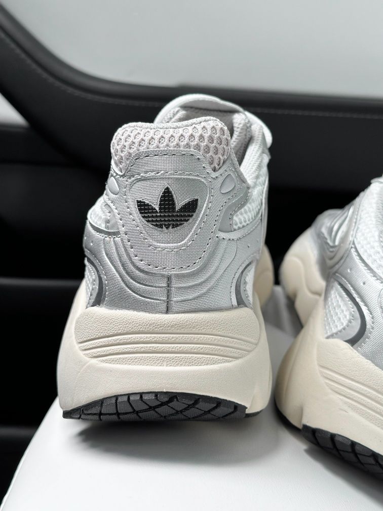 36-45 Adidas Ozmillen White Silver