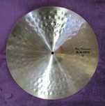 Pratos Paiste e Sabian