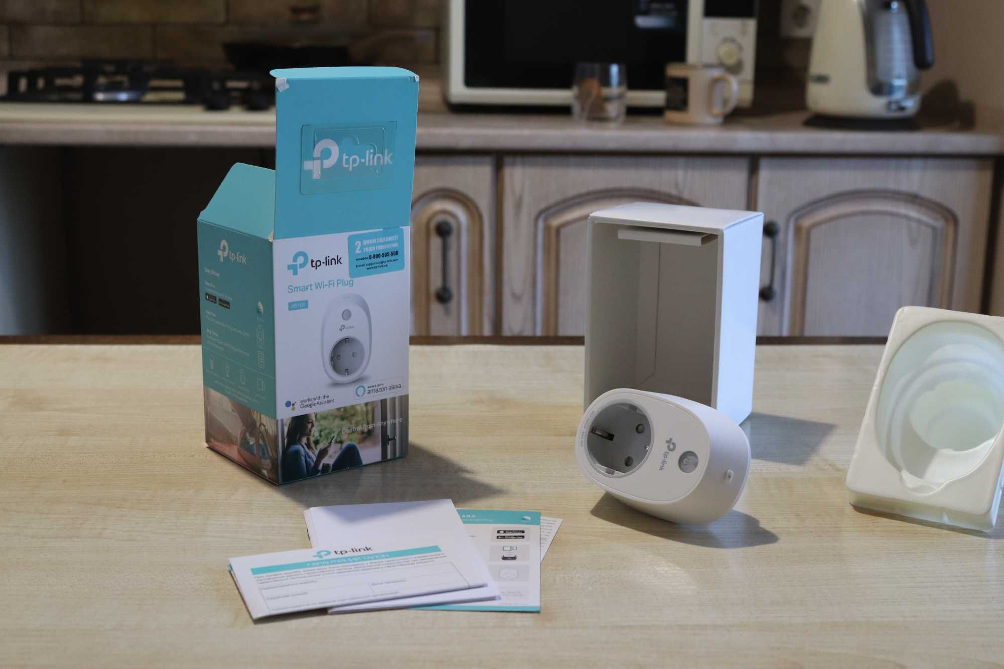 Розумна розетка TP-Link Smart Wi-Fi Plug HS100