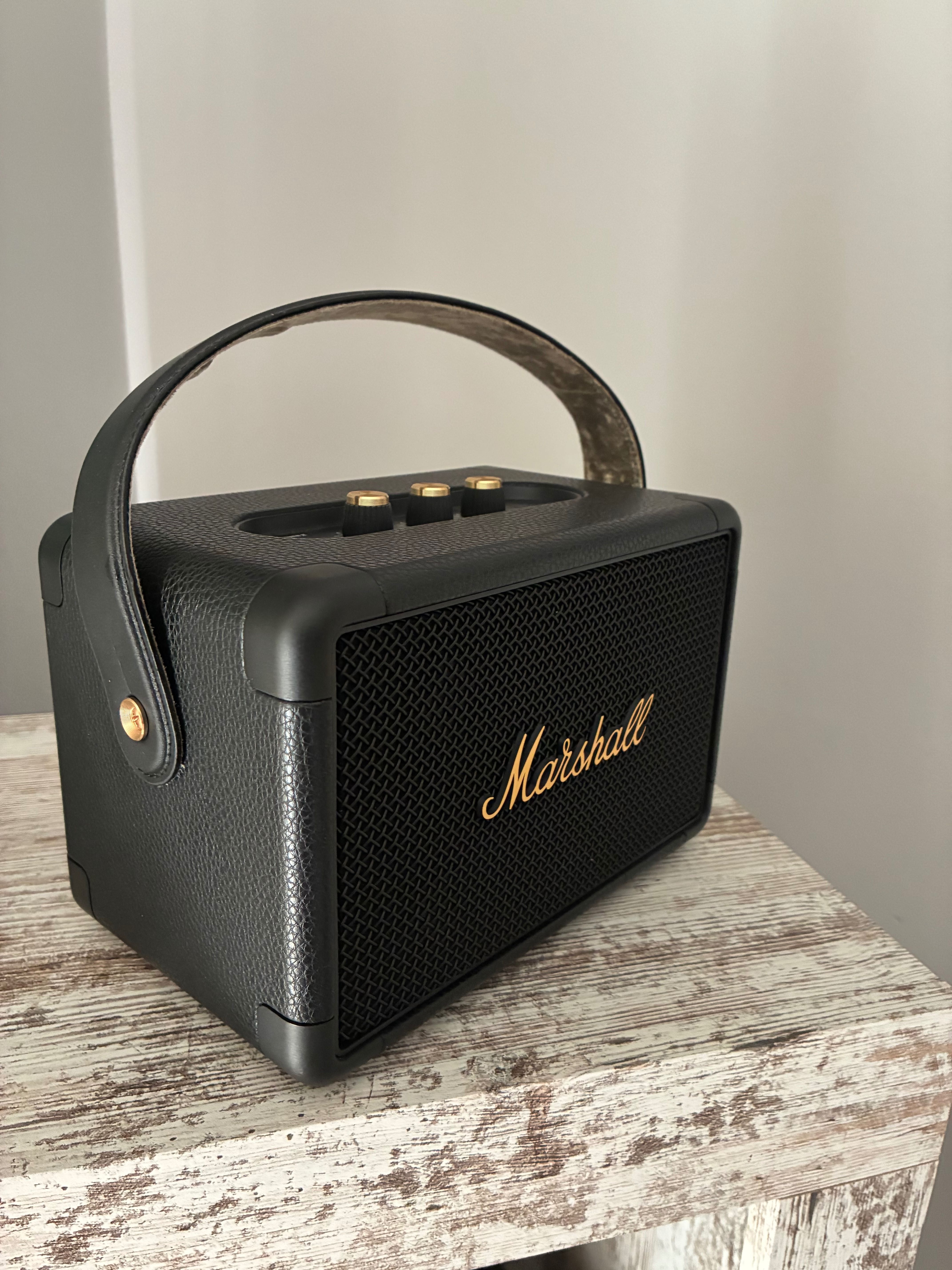 Coluna Bluetooth MARSHALL Kilburn II (Autonomia: Até 20 horas - Preto)