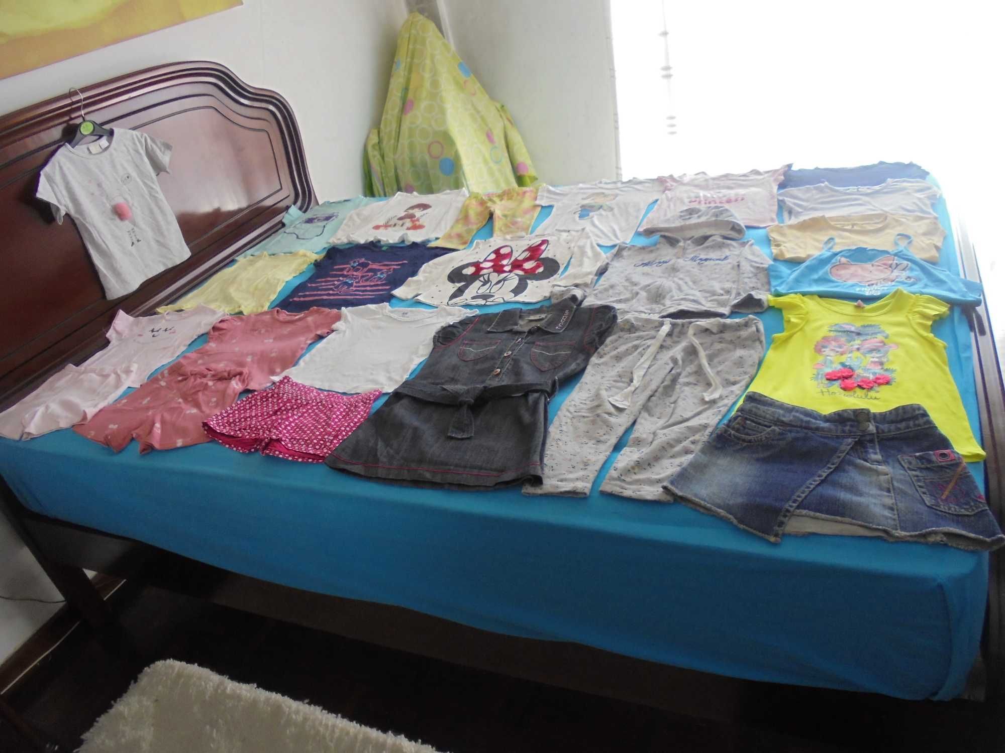 lote de roupa de menina a camisola