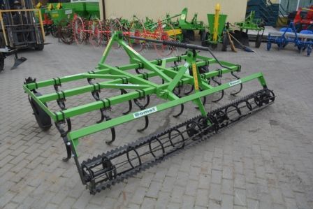 Культиватор 2,0-3,2 м Борона дисковая Опрыскиватель навесной Плуг