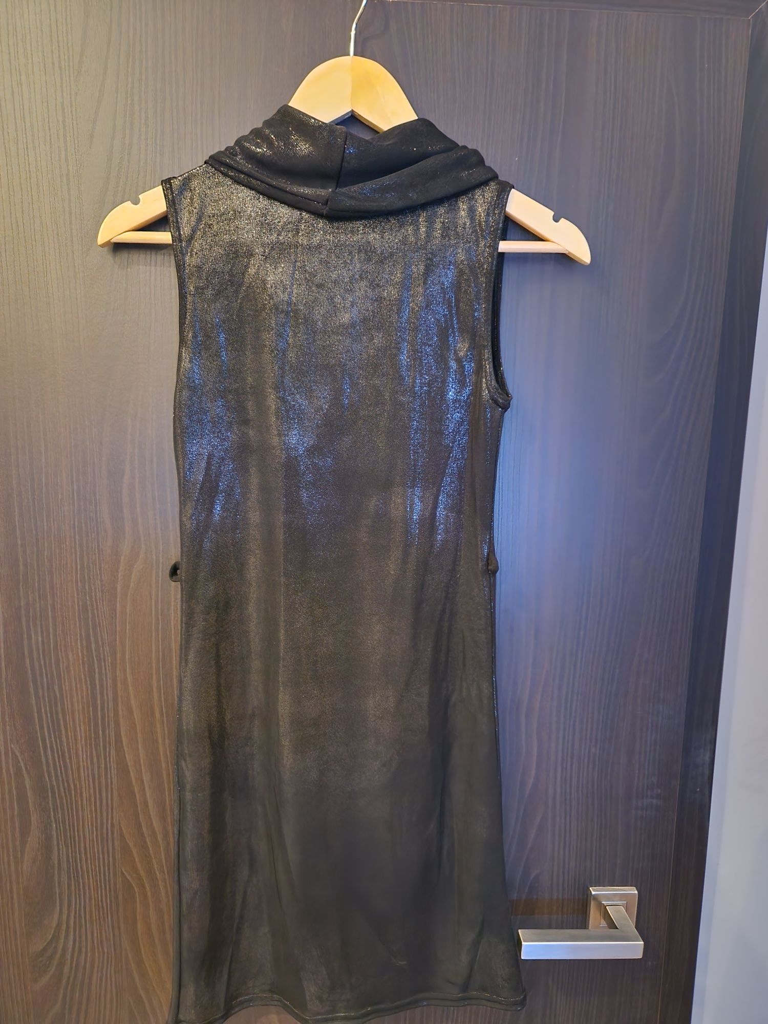 Sukienka czarna błyszcząca xs