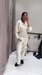 Стильний білий свитшот ZARA