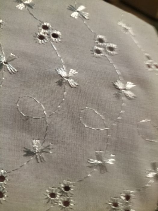 Отдам даром платье