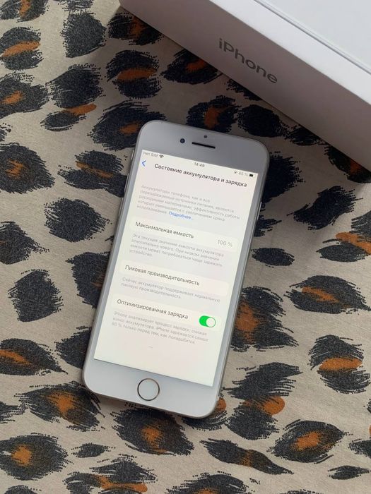 Apple Iphone 8 White 64Gb(хорошее состояние)