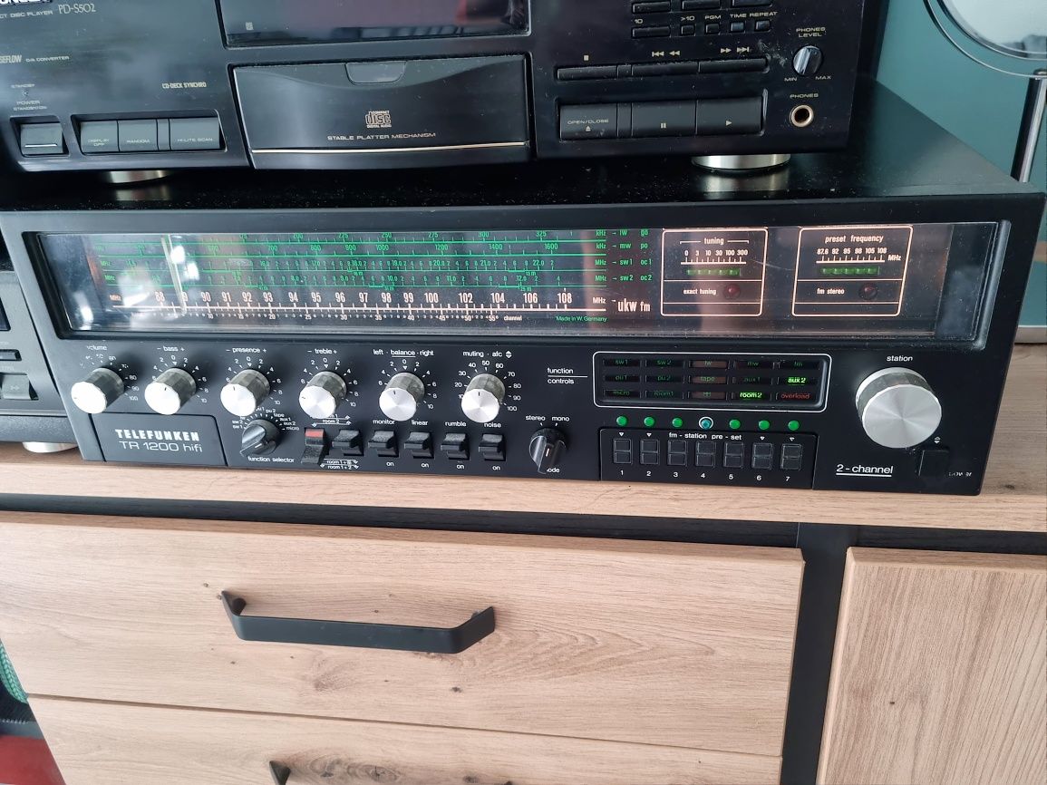 Amplituner  telefunken  tr 1200