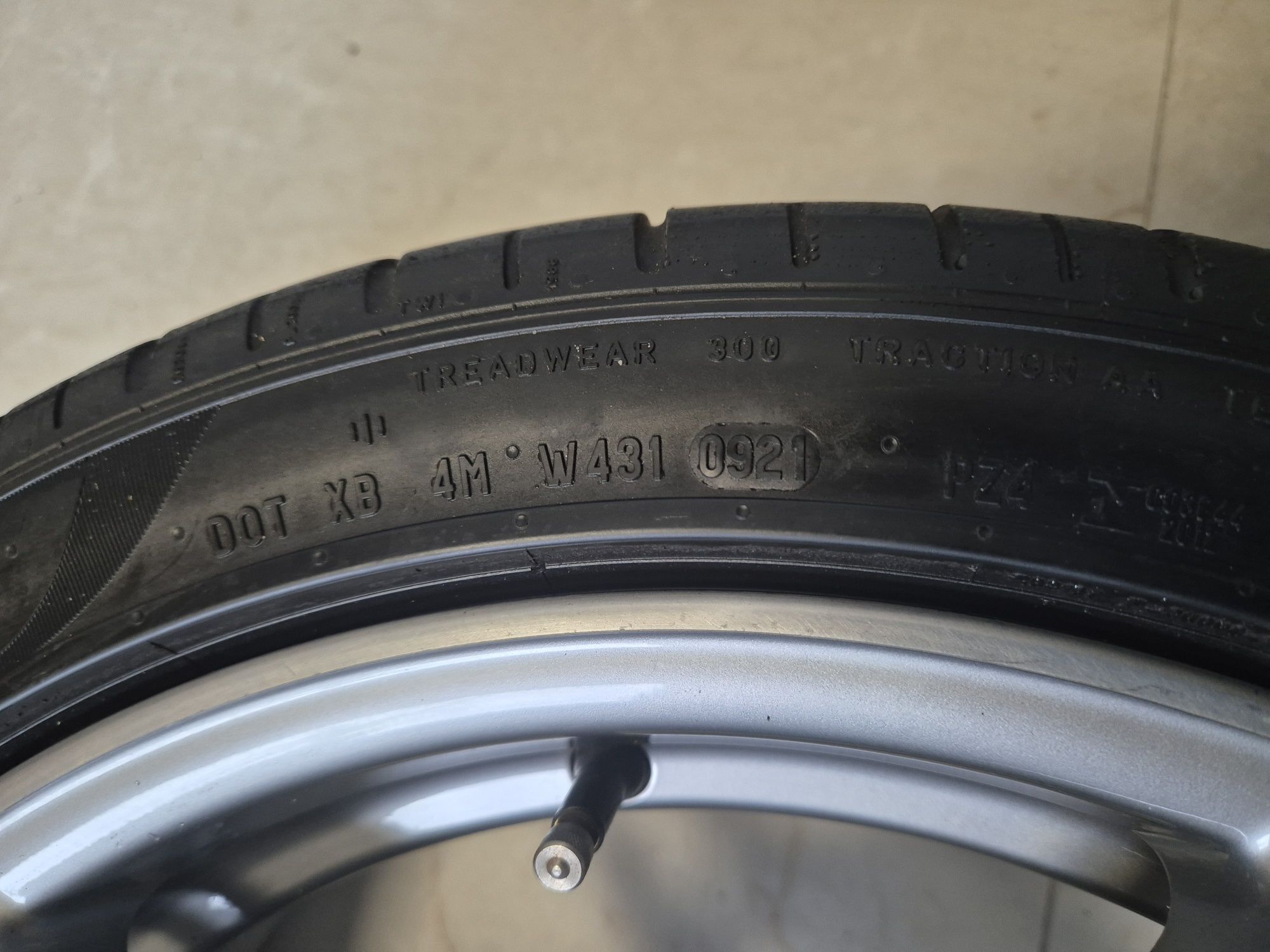 Opona Pirelli P Zero 235/40r18 2021r 6.5 - 7mm