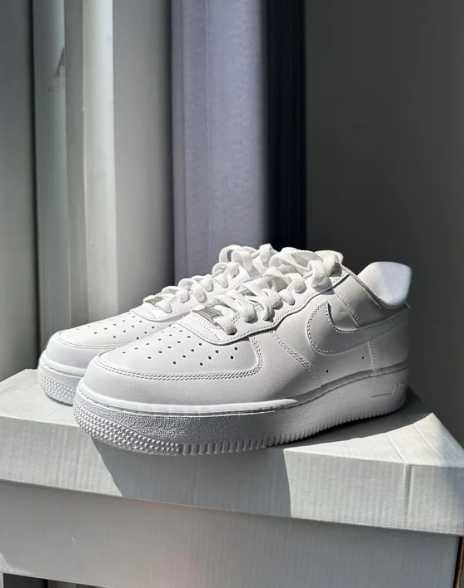 Buty Trampki NikeAir_Force_1_Low _07_White_R. 38