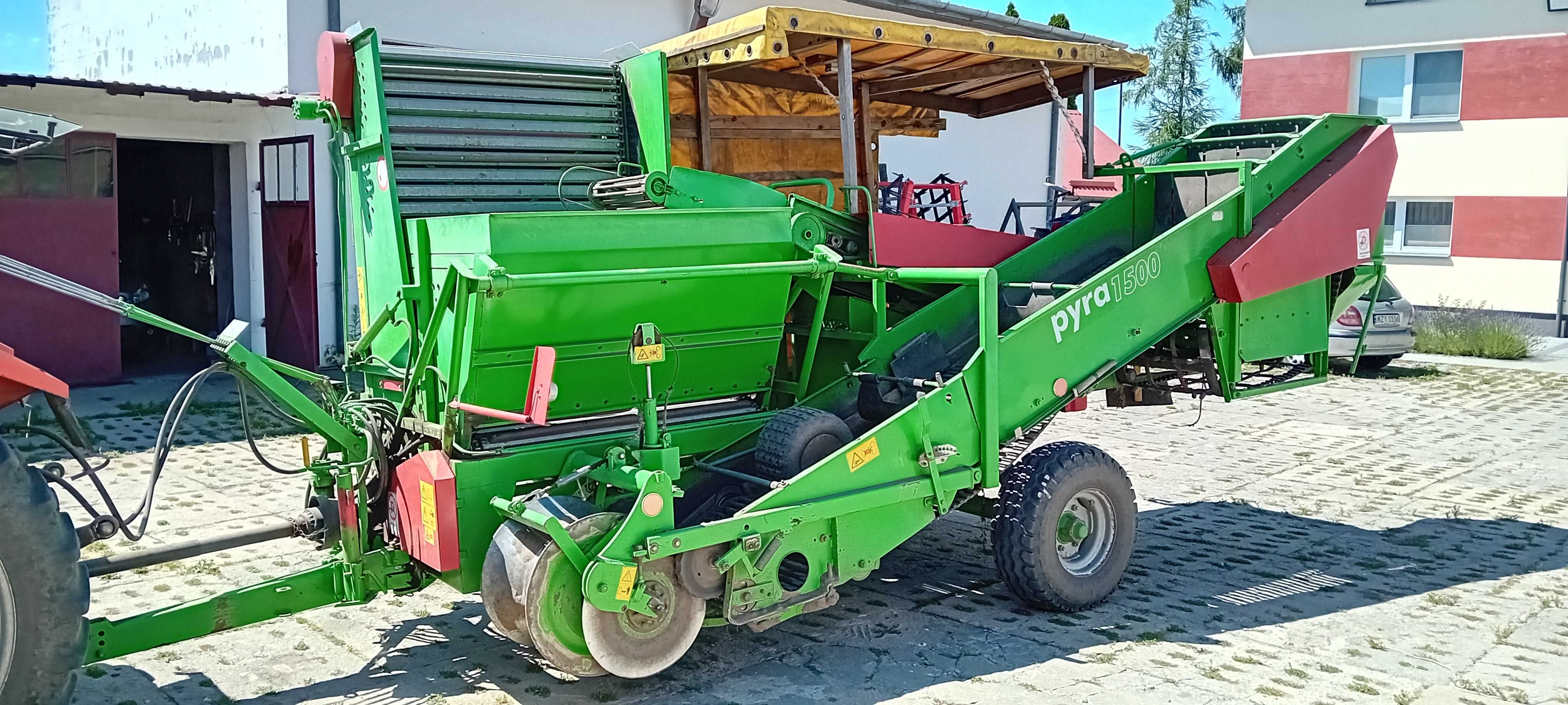 Kombajn do ziemniaków i cebuli Pyra 1500