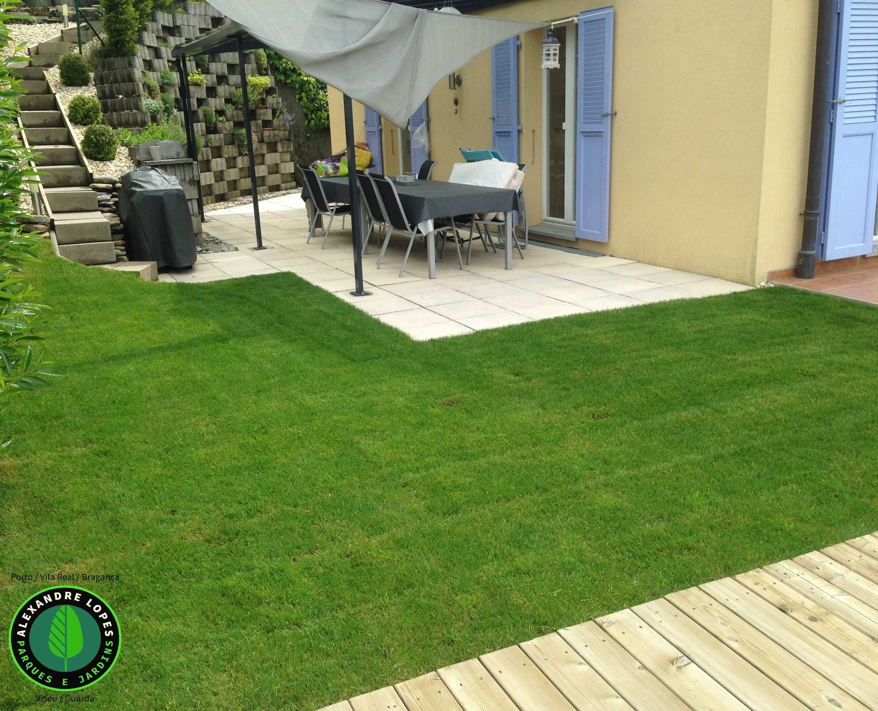 Realizamos jardins ao m2