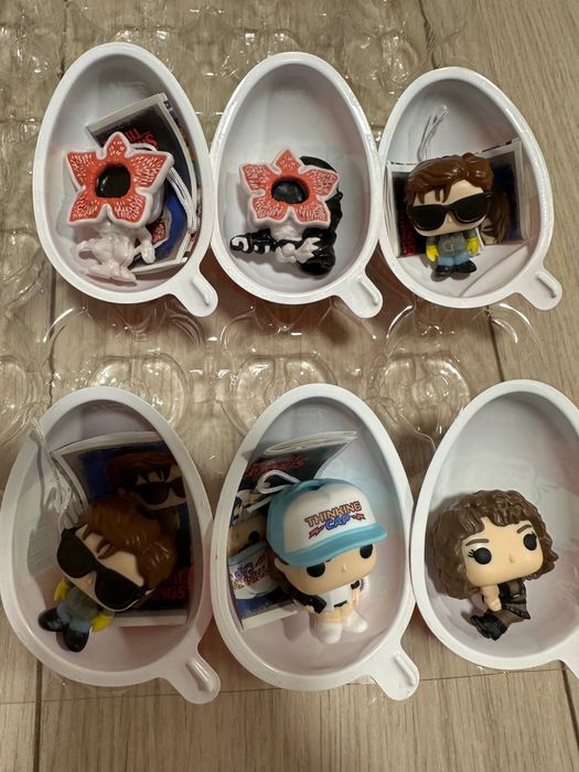 Фігурки дивні дива kinder joy