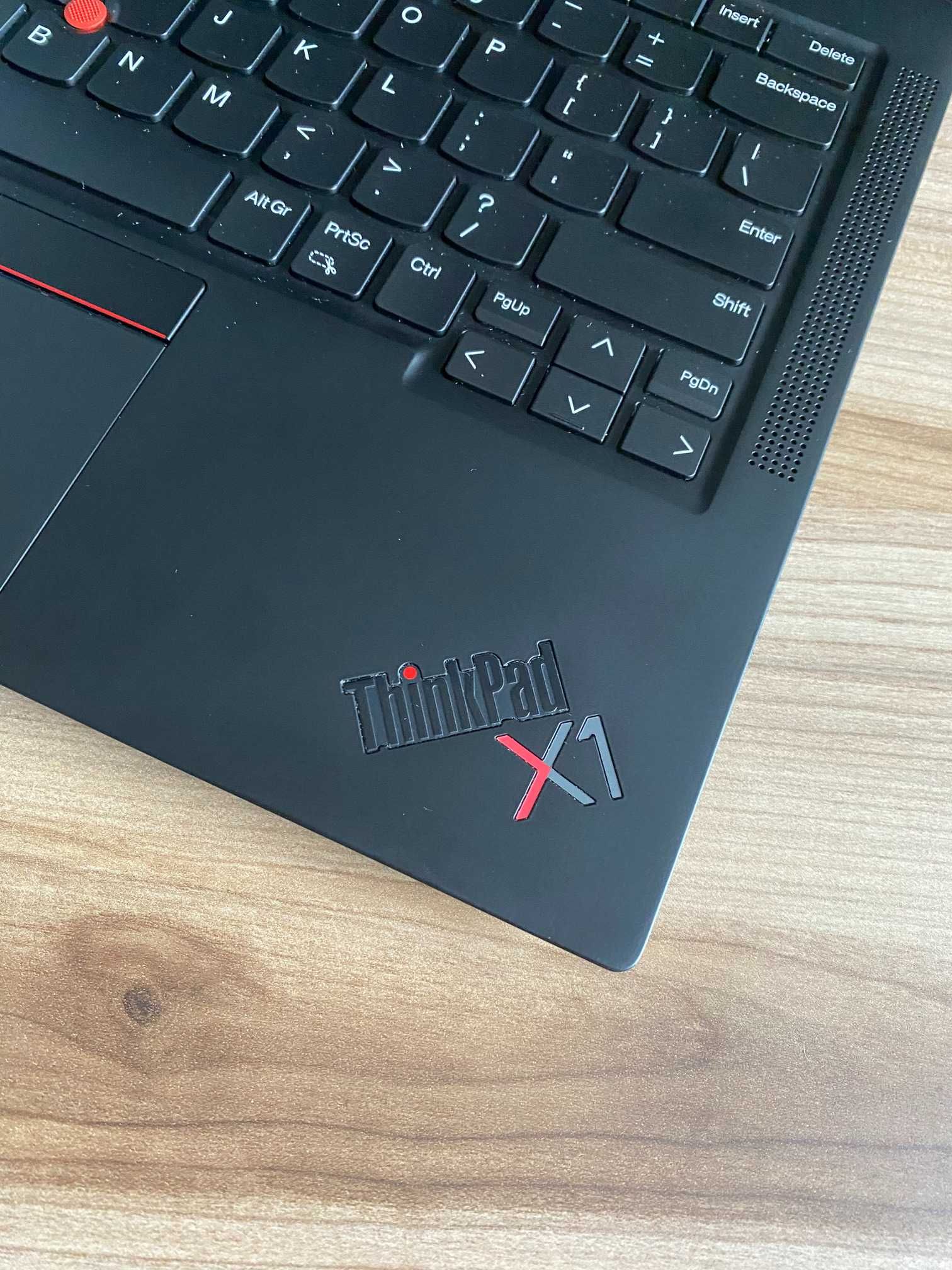 Thinkpad X1 Carbon Gen11 i7 14 cores, 64GB, 1TB SSD GARANTIA