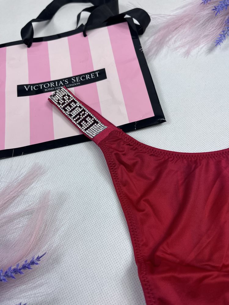 Czerwone majtki stringi z krysztalkami Victoria’s Secret rozmiar S