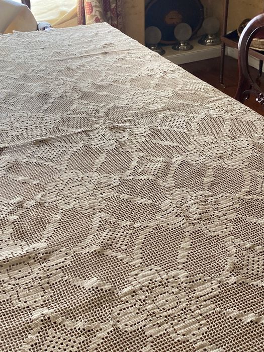 Toalha de mesa em croché