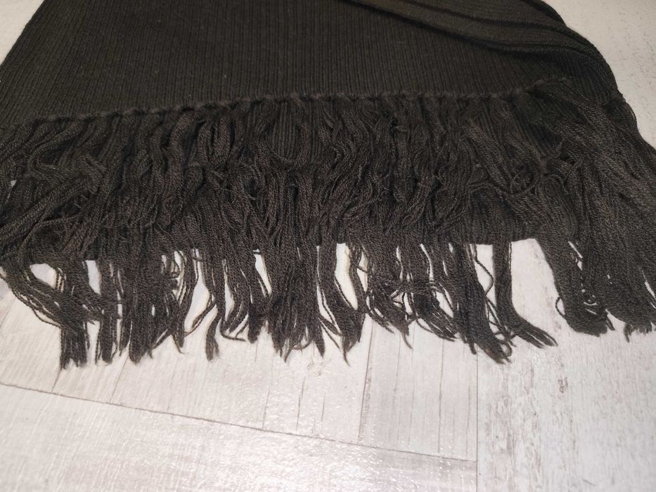 Шарф bomb boogie (Італія) — об'ємний, в'язаний, темно-зелений