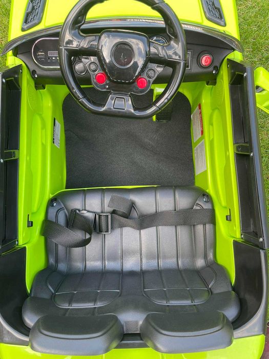 Samochód na akumulator RAPID + PILOT + LED + MP3 auto dla dzieci