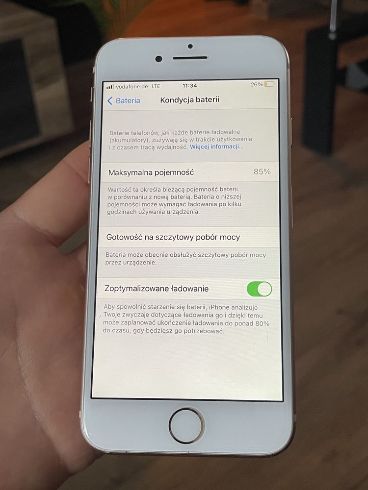 iPhone 8 , 64GB , bateria 85%