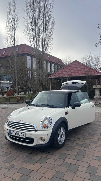 Продаю авто MINICOOPER