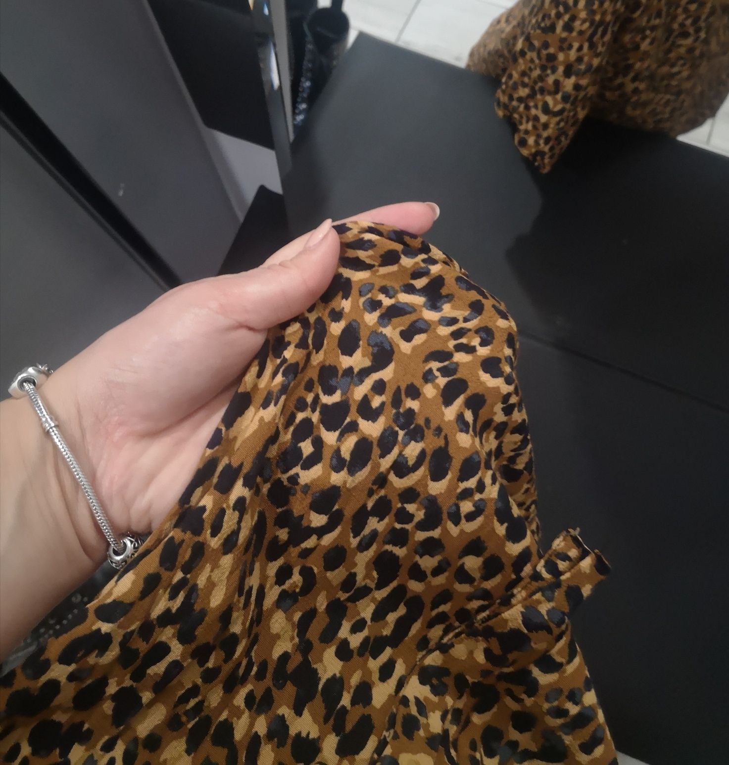 Zara - sukienka w panterkę midi S