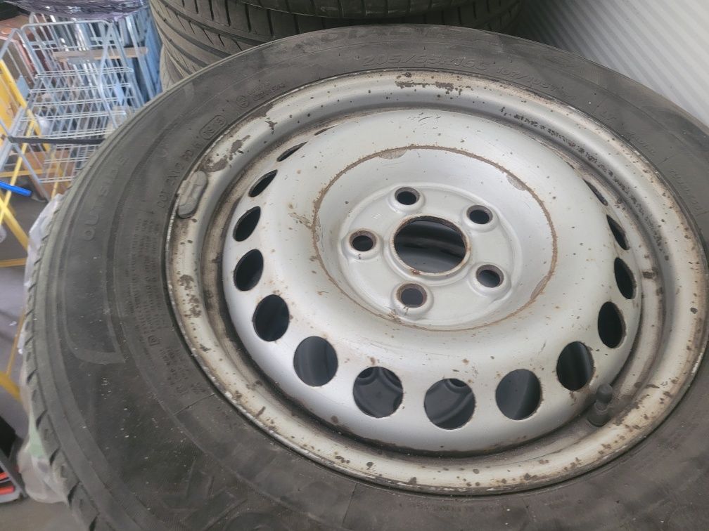 Kola 5x120 r16c 205/65