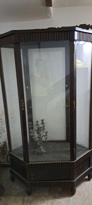 Vendo vitrine antiga