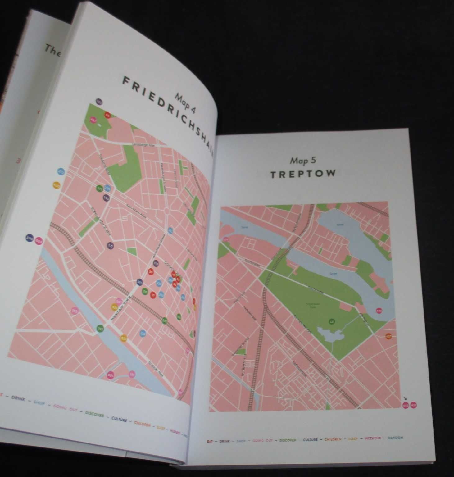 Livro The 500 Hidden Secrets of Berlin Nathalie Dewalhens