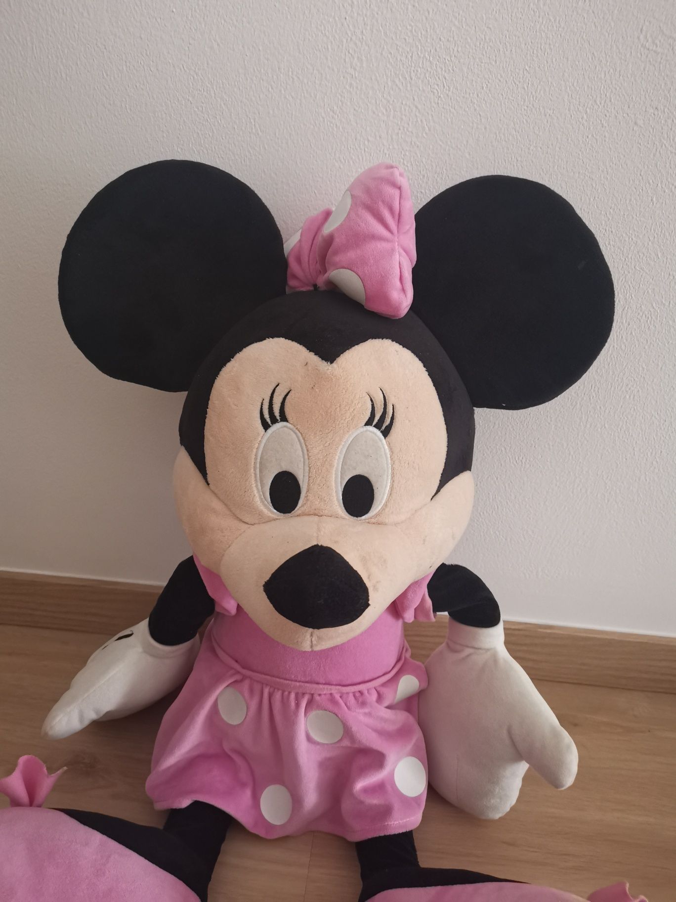 Vendo minnie em peluche