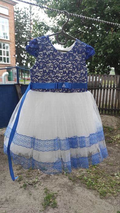 Сукня святкова для дівчинки 2-4 роки