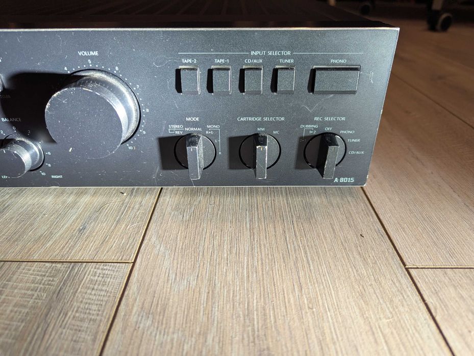 Onkyo Integra A8015, Japan 2x90W 4Ohm