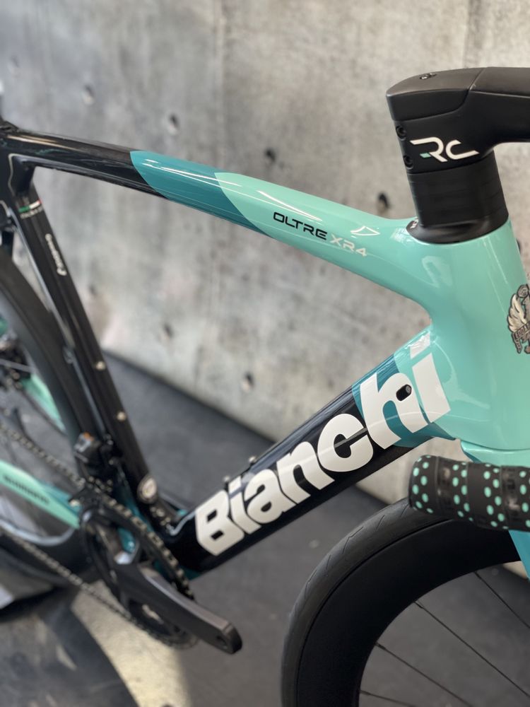 Szosa Bianchi Oltre XR4 Disc carbon Ultegra Di2