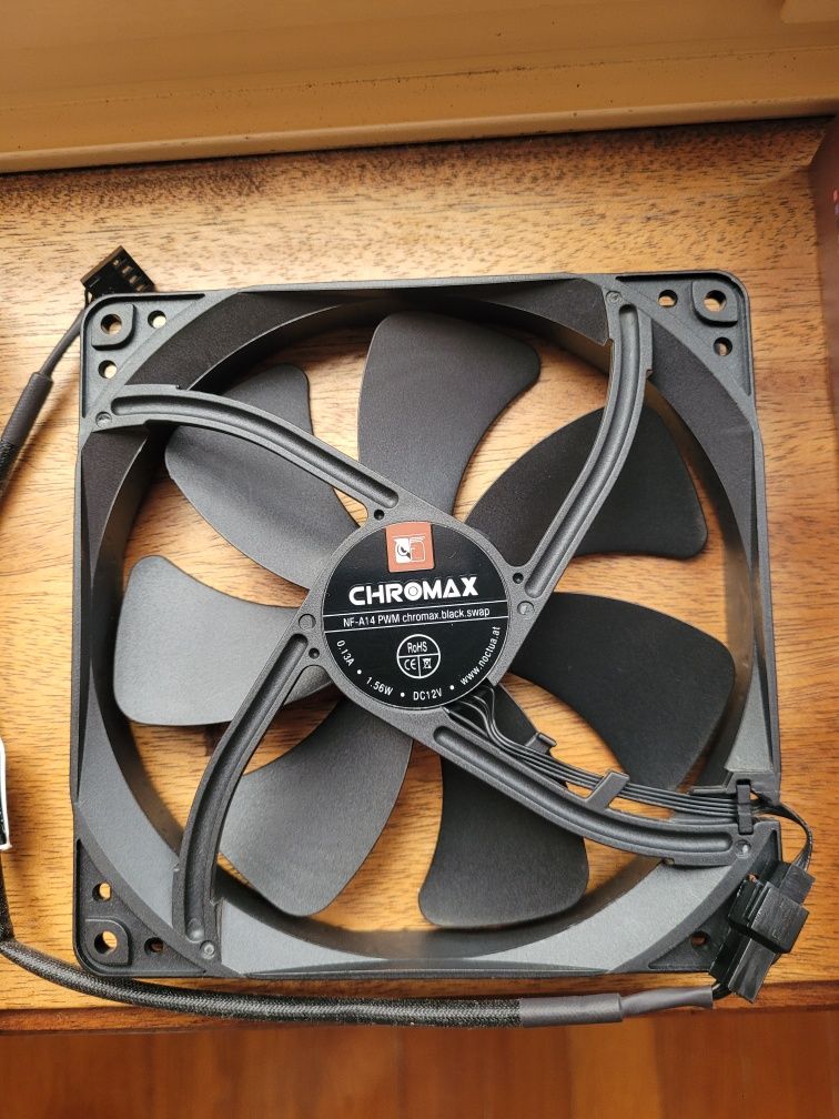 Ventoinha Noctua NF-A14 PWM Chromax Black Swap 140mm