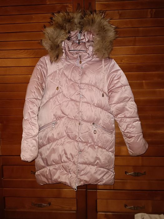 Продам зимову куртку на дівчинку delfin-Free