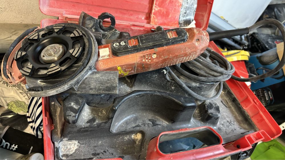 Vendo máquina hilti