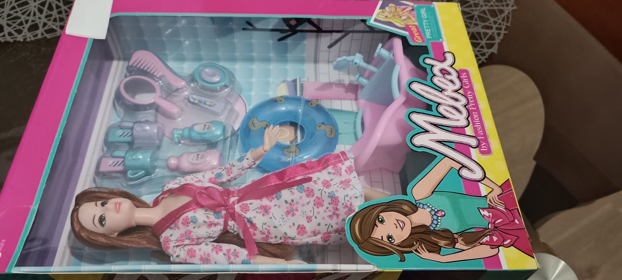 Lalka Typu Barbie z Wanna i akcesoriami łazienka